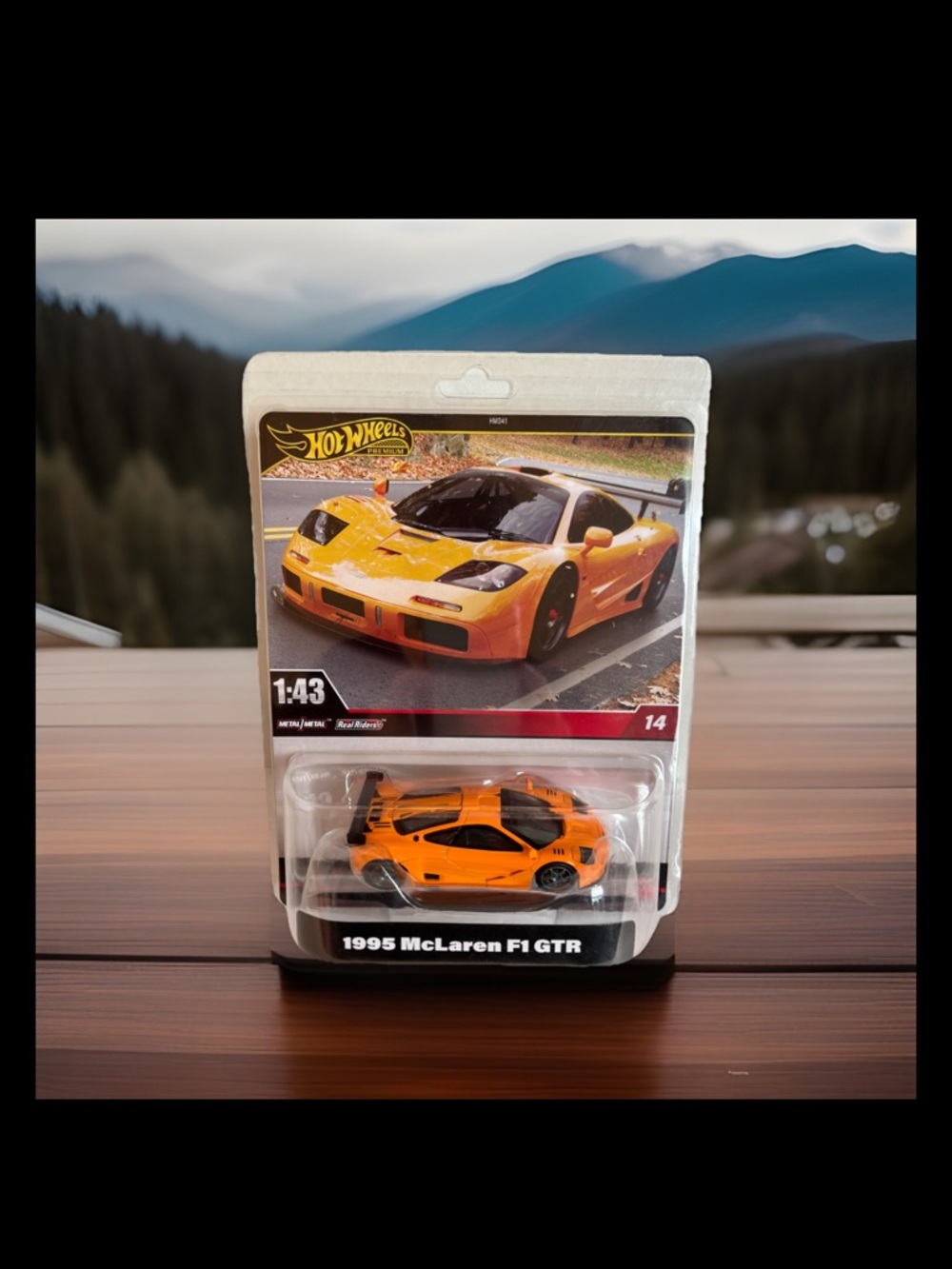 Hot Wheels 1995 McLaren F1 GTR Kids Die-Cast Toy -brand new